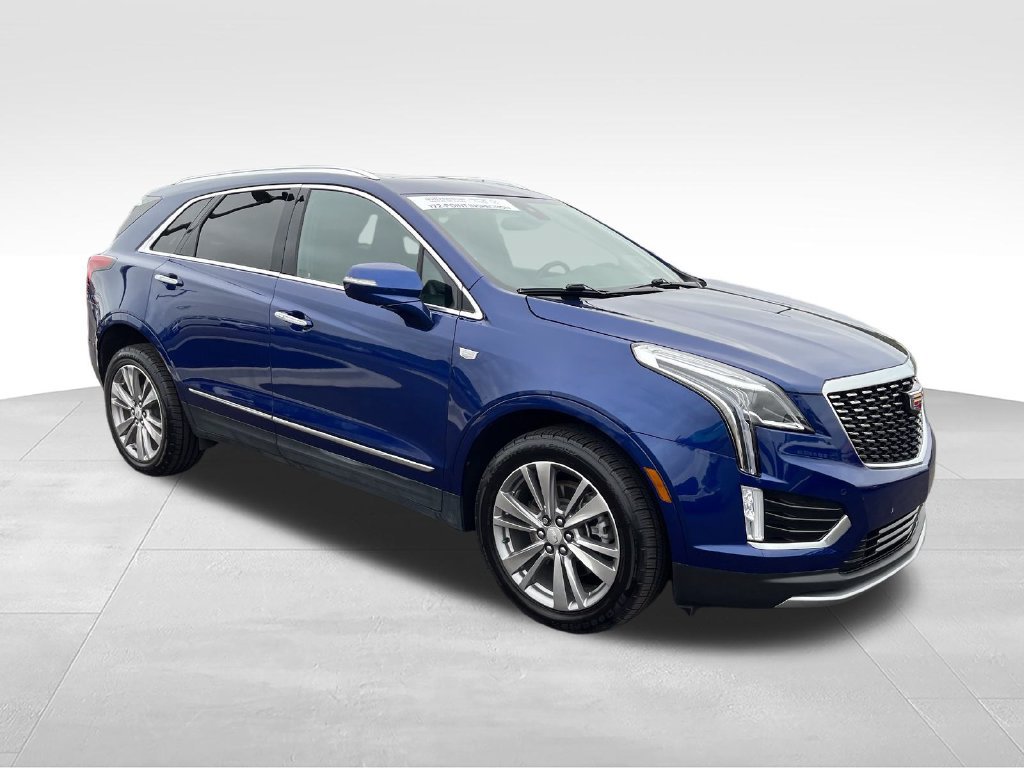 Used 2024 Cadillac XT5 Premium Luxury w/ LPO, Floor Liner Package AWD/4WD image 8