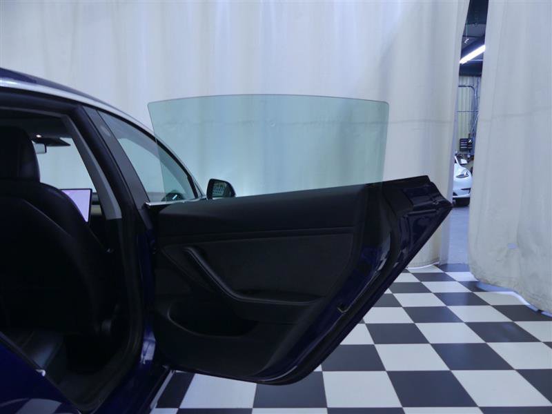 Used 2019 Tesla Model 3 Performance AWD/4WD image 27