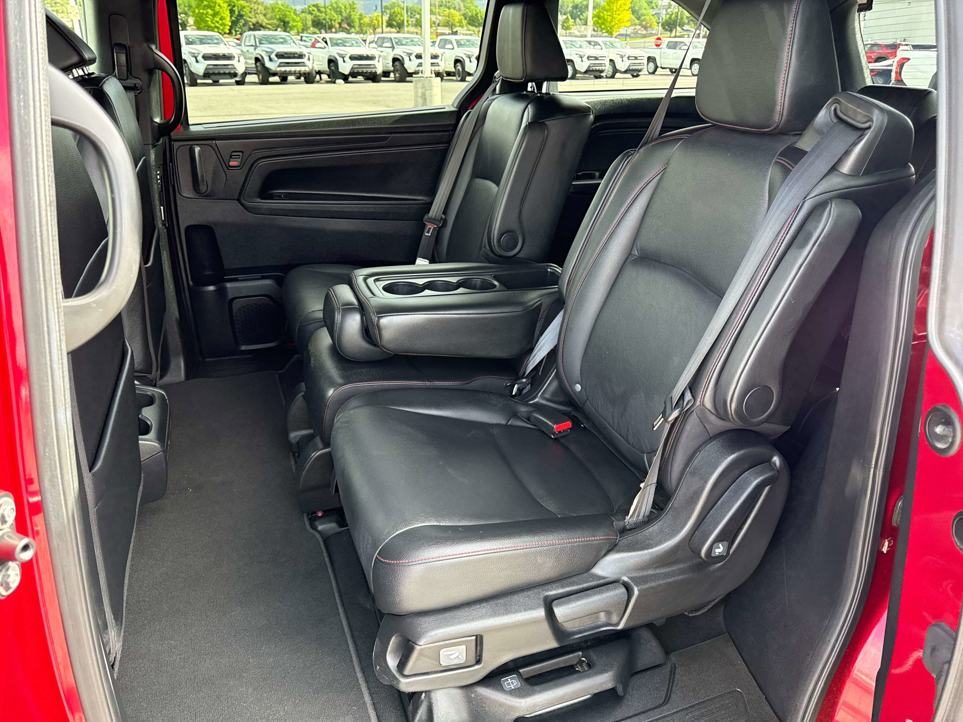 Used 2025 Honda Odyssey Sport-L image 13