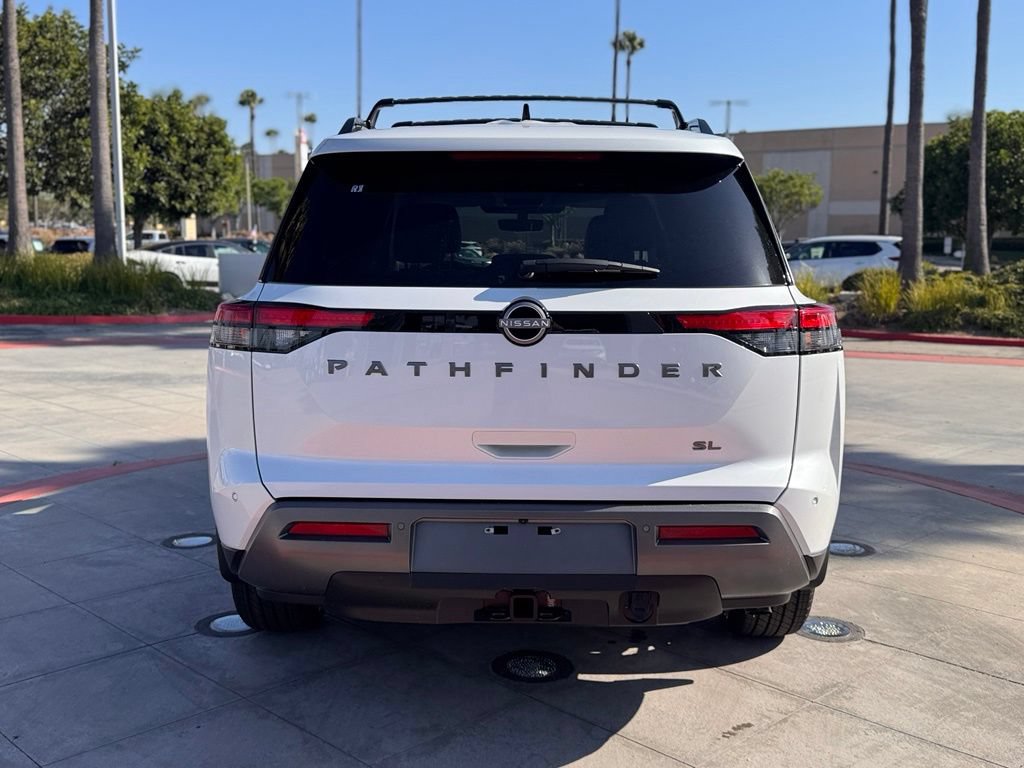 New 2026 Nissan Pathfinder SL w/ SL Premium Package (P04) FWD image 7