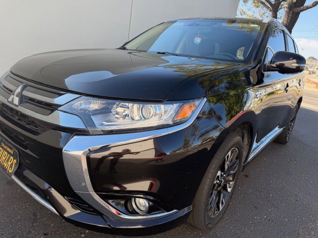 Used 2018 Mitsubishi Outlander SEL image 5