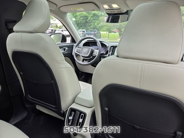 Used 2024 Volvo XC40 B5 Plus AWD/4WD image 17
