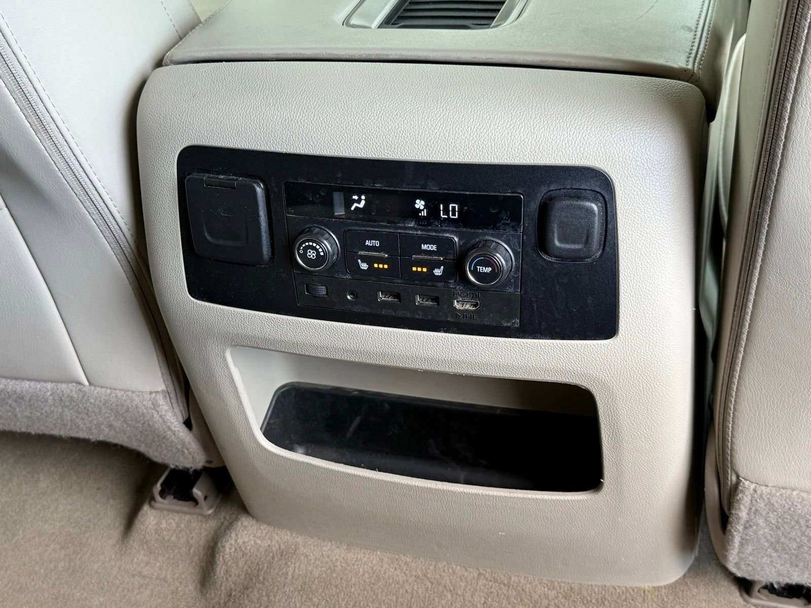 Used 2017 GMC Yukon Denali w/ Open Road Package RWD image 18
