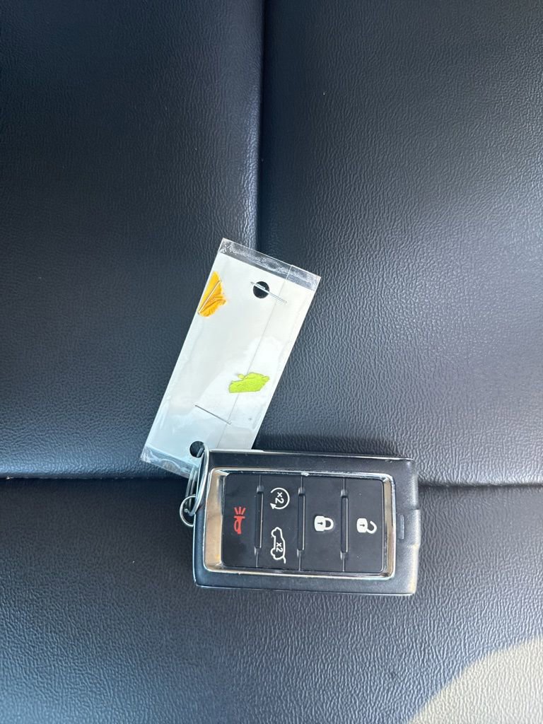 Used 2023 Jeep Grand Cherokee 4WD 4xe image 41