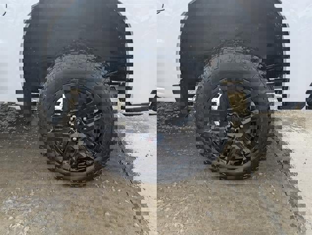 Used 2024 Chevrolet Silverado 1500 LT Trail Boss w/ Convenience Package II image 16