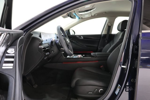 Used 2025 Genesis G80 2.5T AWD/4WD image 14