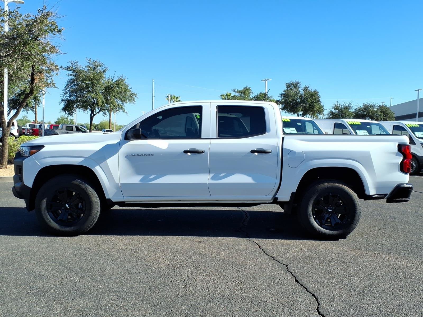 Used 2024 Chevrolet Colorado W/T w/ WT Convenience Package RWD image 2