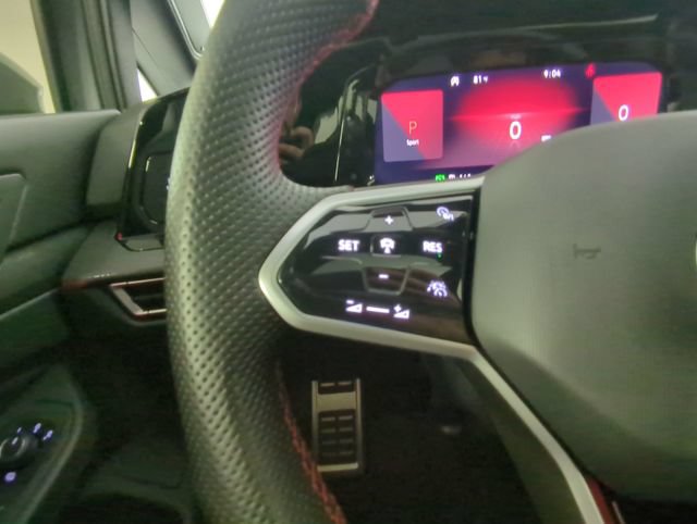 Used 2023 Volkswagen GTI Autobahn FWD image 27