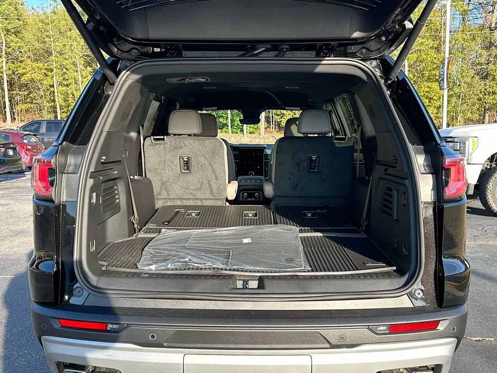 New 2026 GMC Acadia Elevation w/ Elevation Premium Package FWD image 16