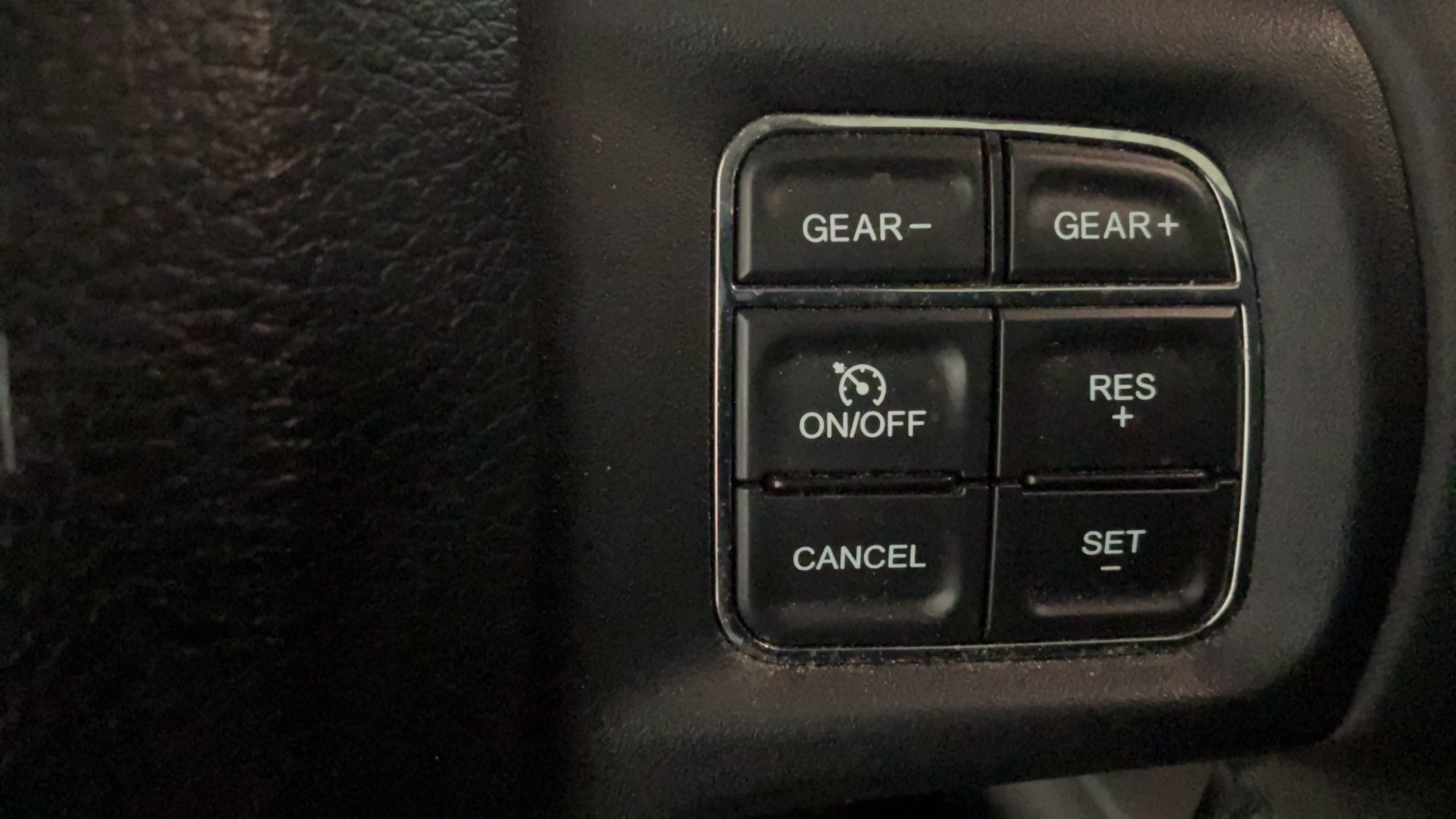 Used 2018 RAM 1500 Sport w/ Convenience Group AWD/4WD image 18