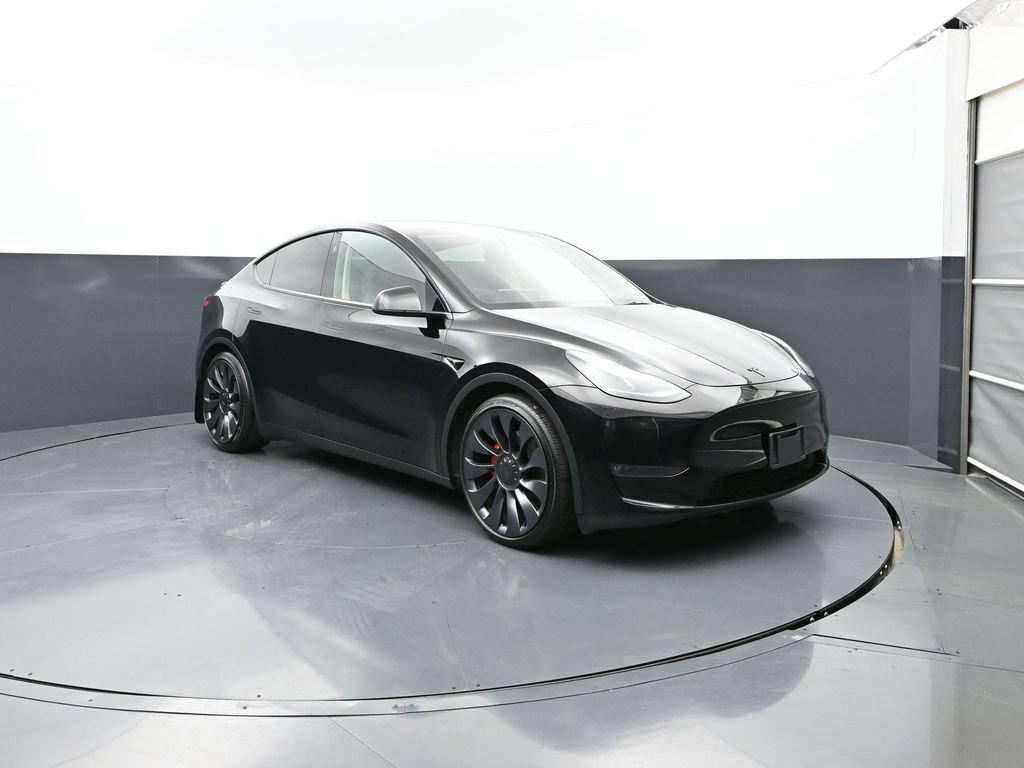 Used 2024 Tesla Model Y Performance AWD/4WD image 1