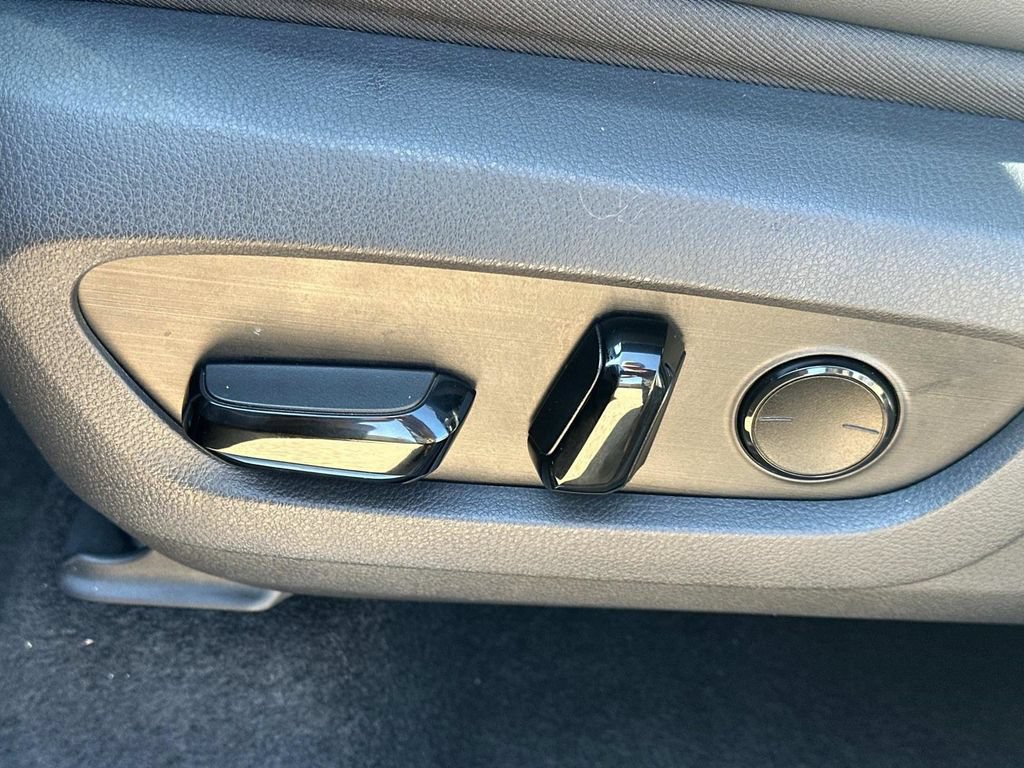New 2025 Lexus TX 500h AWD image 20