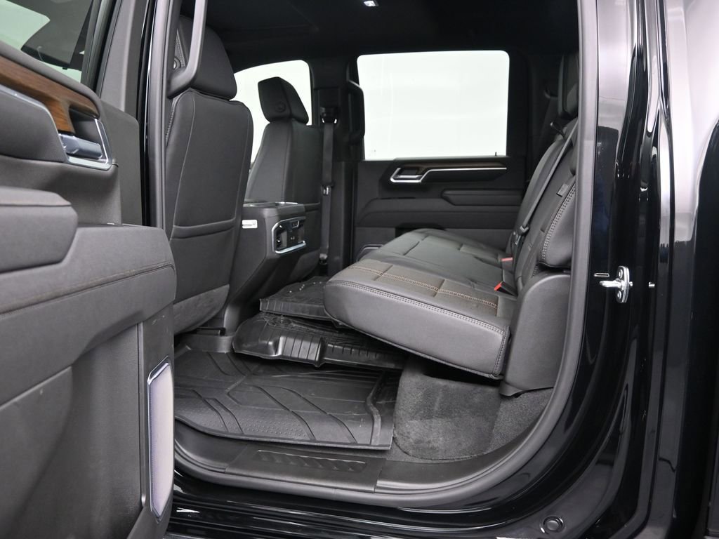 Used 2026 Chevrolet Silverado 3500 High Country w/ High Country Premium Package AWD/4WD image 14