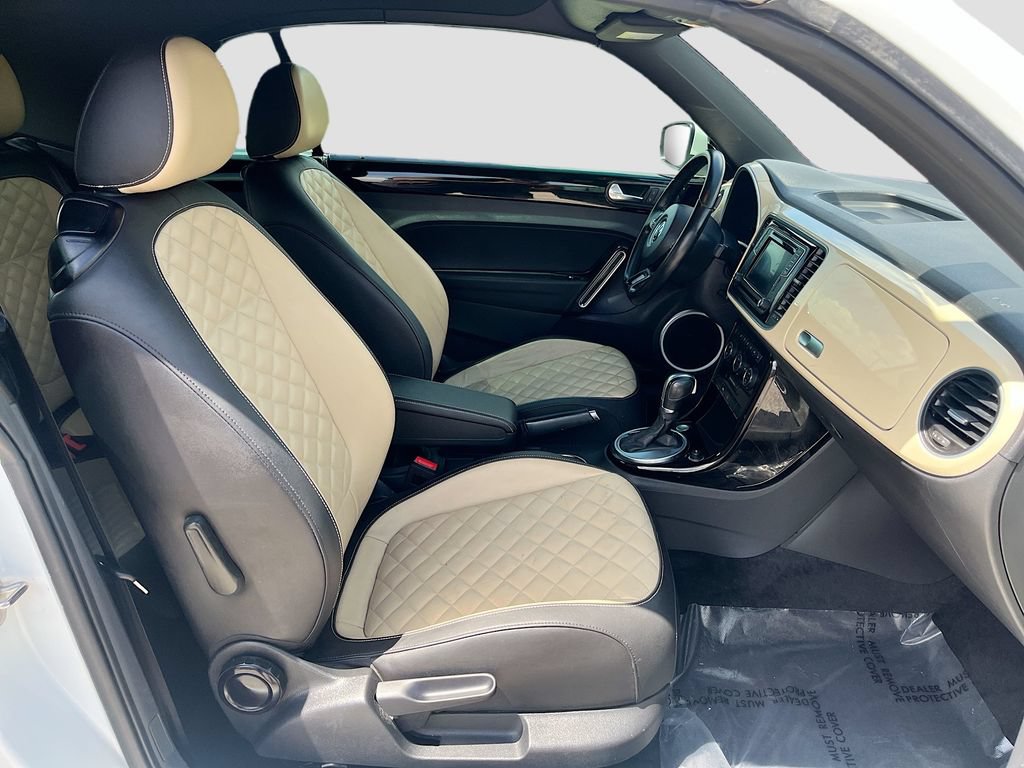 Used 2019 Volkswagen Beetle 2.0T Final Edition SEL FWD image 28