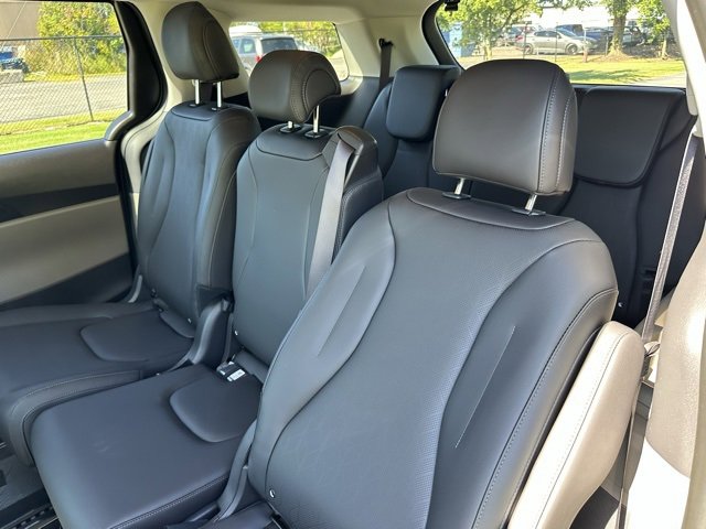 New 2026 Kia Carnival image 18