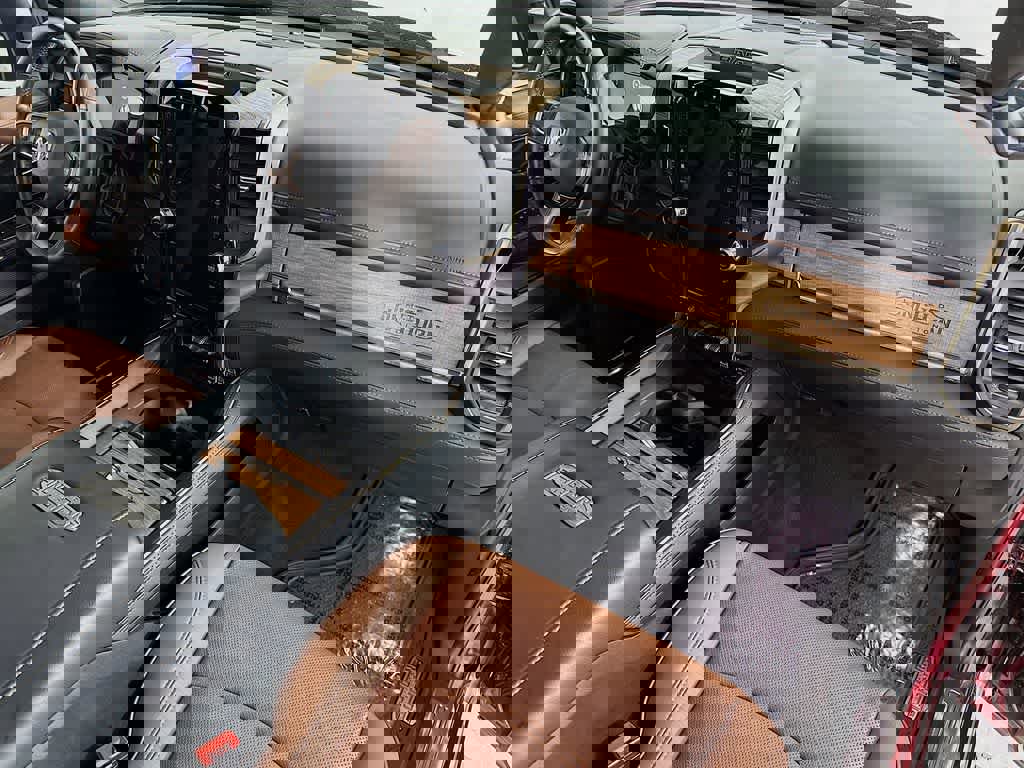 Used 2024 RAM 3500 Limited image 33