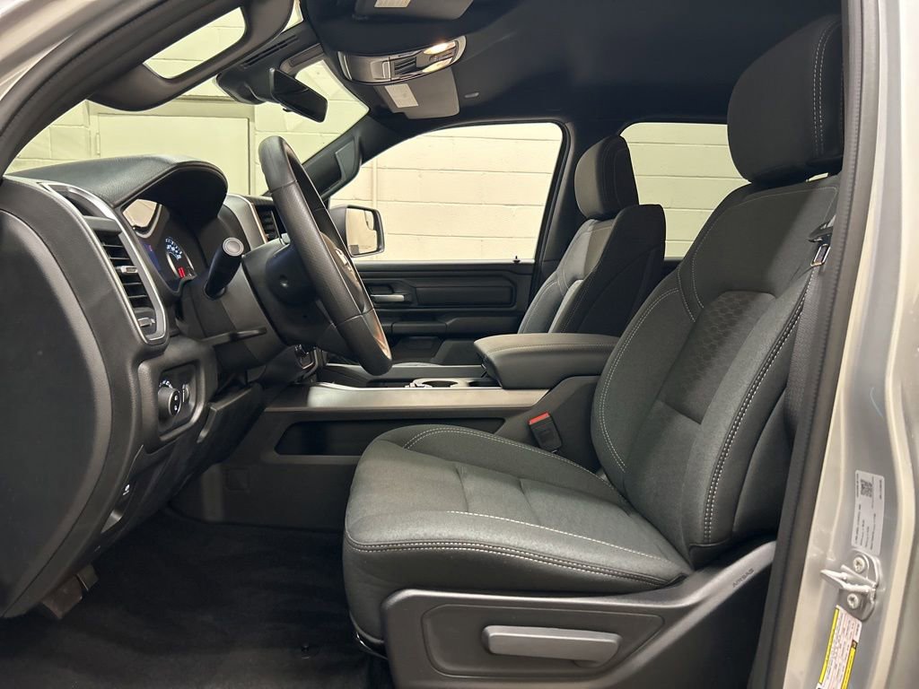 New 2026 RAM 1500 Express AWD/4WD image 25