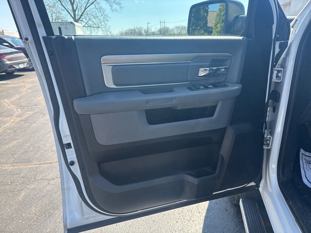 Used 2016 RAM 1500 Big Horn image 9