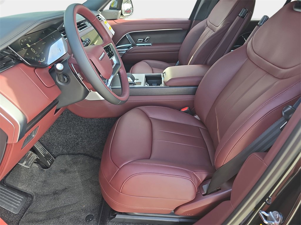 New 2026 Land Rover Range Rover SE image 16