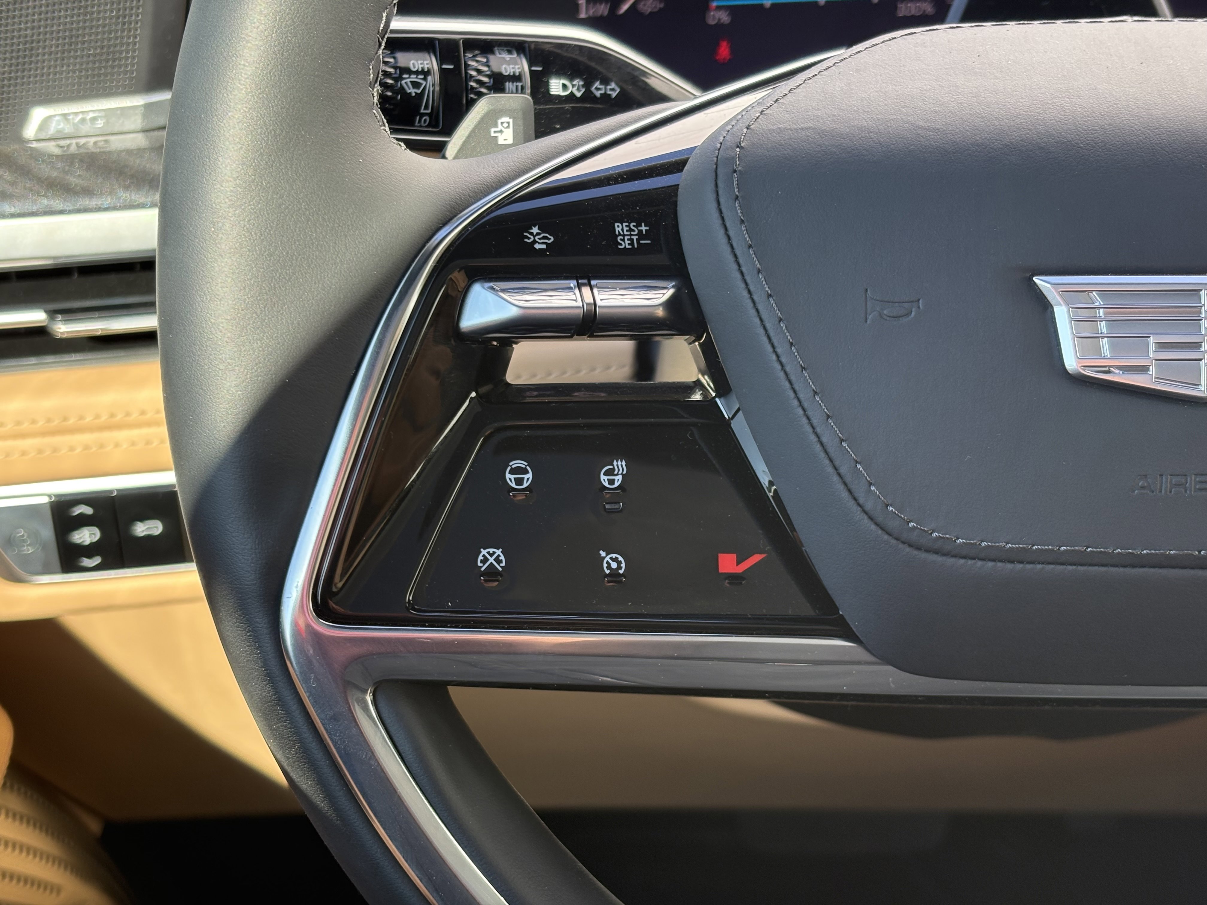 New 2026 Cadillac Escalade IQ Sport 2 w/ LPO, ONYX Package image 21