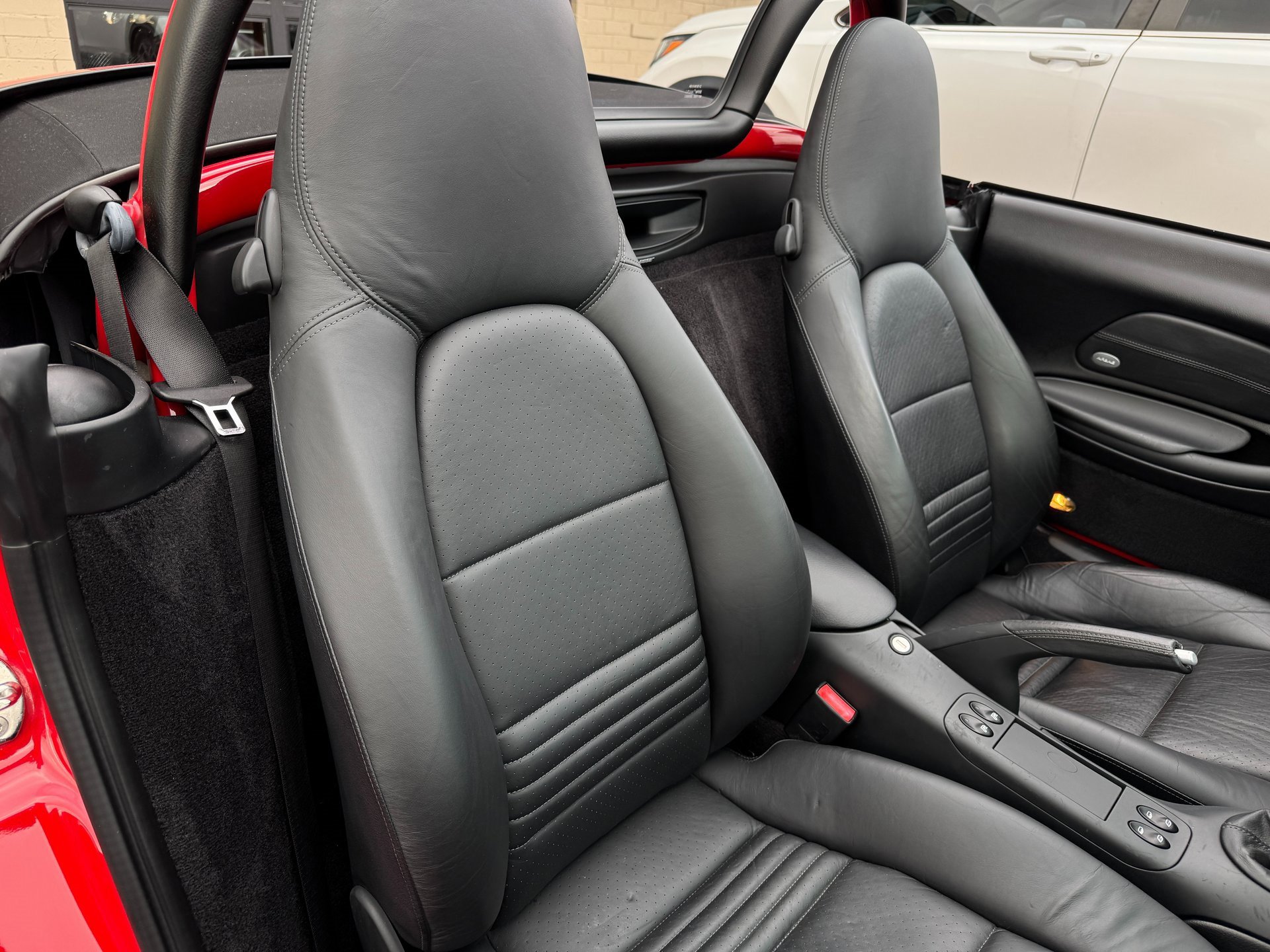 Used 2003 Porsche Boxster image 27