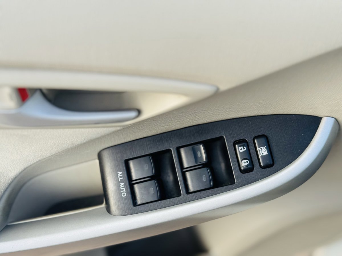 Used 2010 Toyota Prius image 17