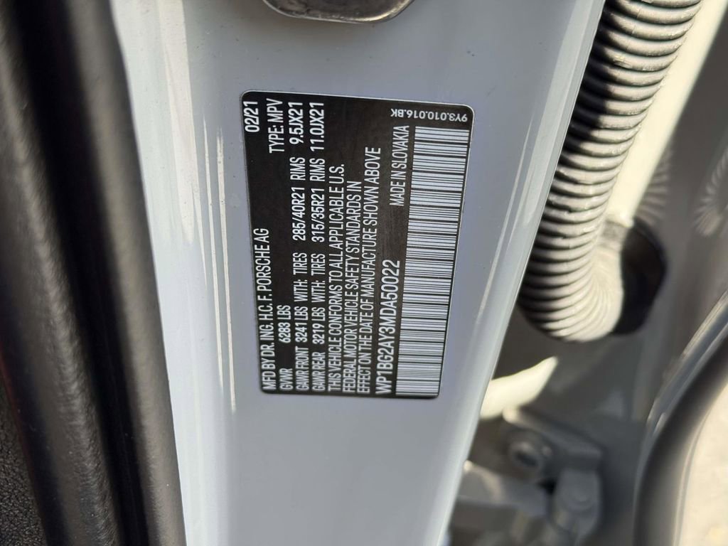 Used 2021 Porsche Cayenne GTS AWD/4WD image 30