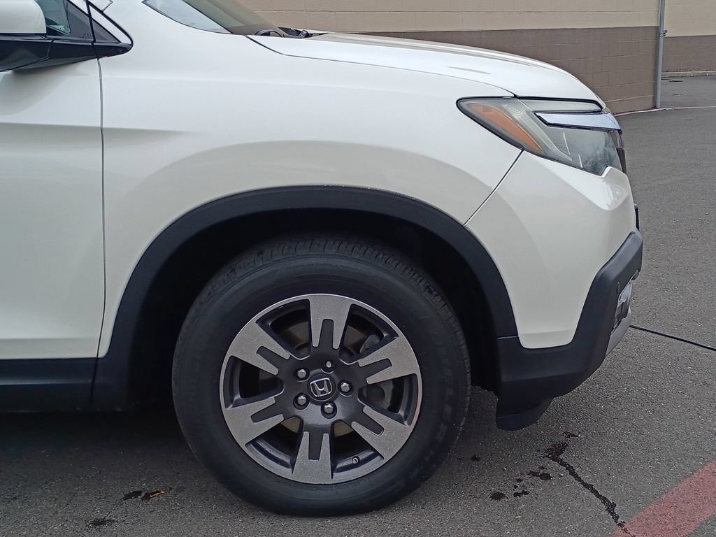 Used 2017 Honda Ridgeline RTL-E image 2