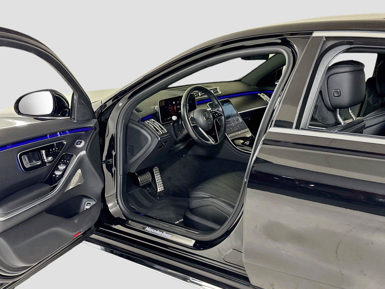 Used 2023 Mercedes-Benz S 500 4MATIC image 11