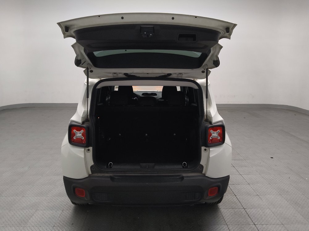 Used 2020 Jeep Renegade Sport FWD image 29