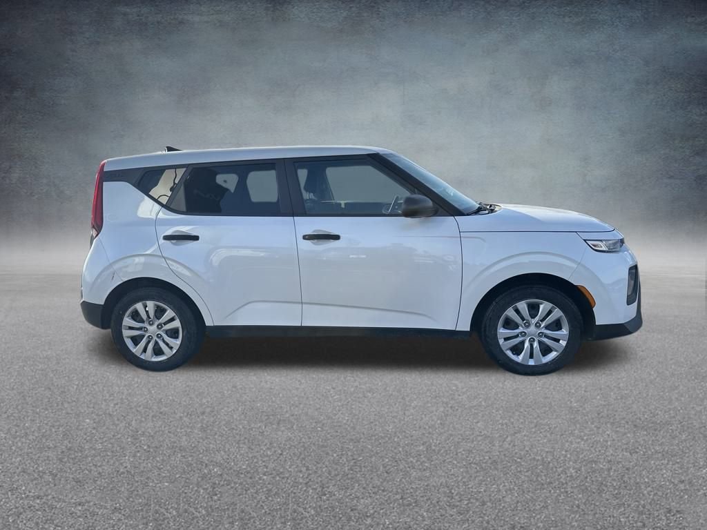 Used 2021 Kia Soul LX image 7