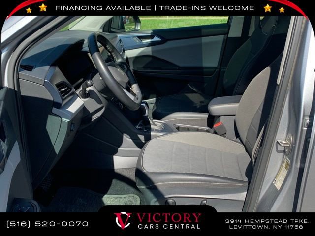 Used 2023 Volkswagen Taos SE image 14