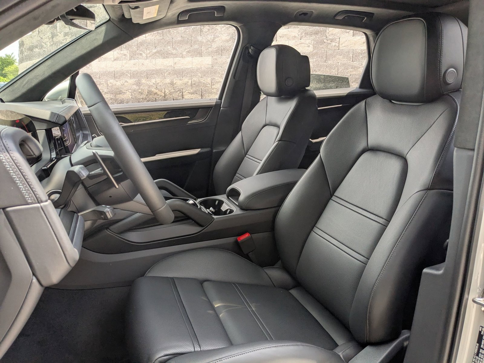 New 2026 Porsche Cayenne GTS AWD/4WD image 5