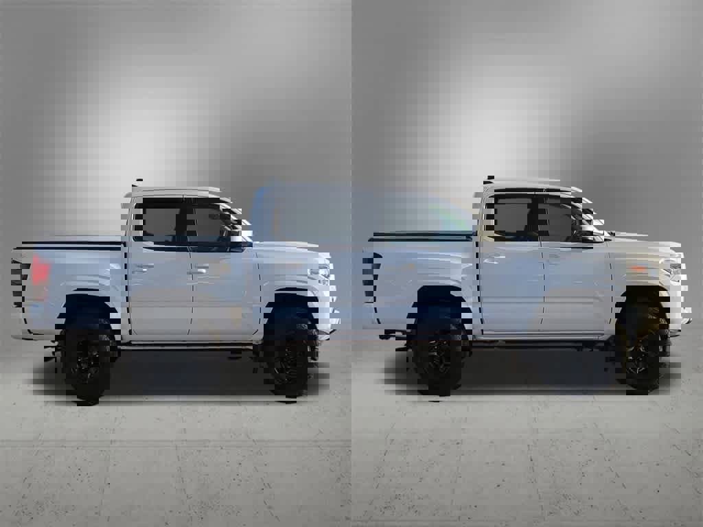 Used 2019 Toyota Tacoma SR w/ SR Convenience Package image 7