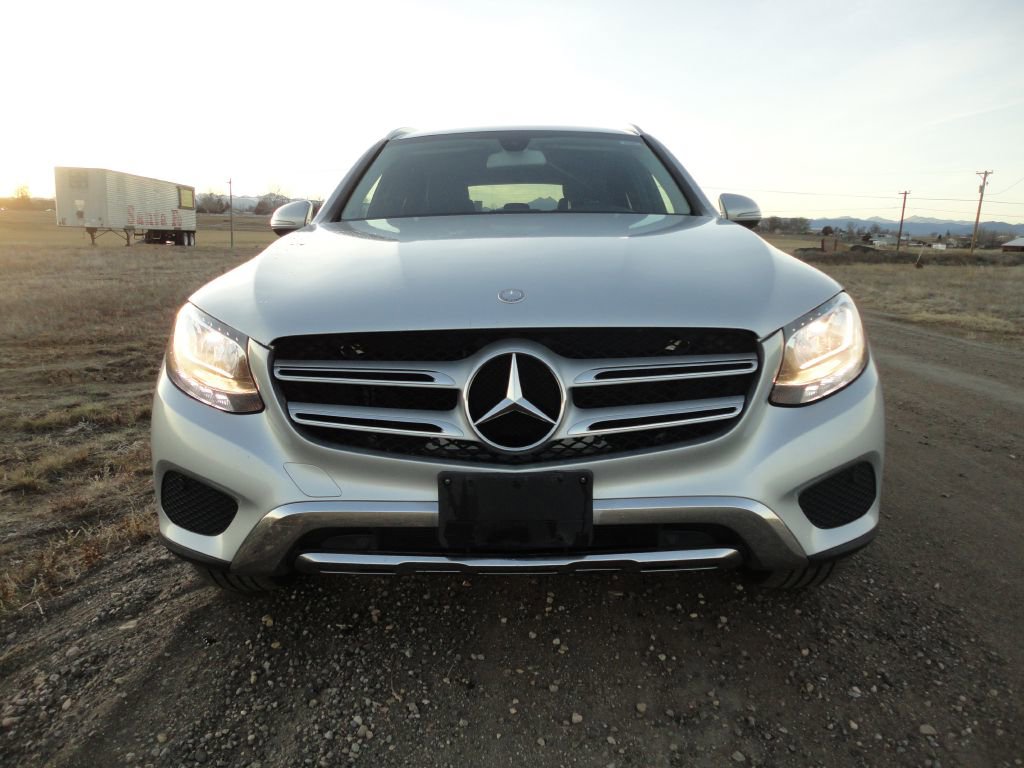 Used 2016 Mercedes-Benz GLC 300 4MATIC image 3