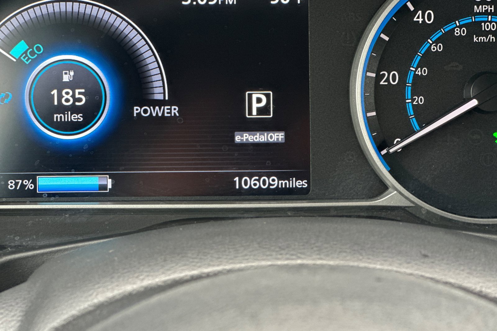 Certified 2024 Nissan Leaf SV Plus image 31