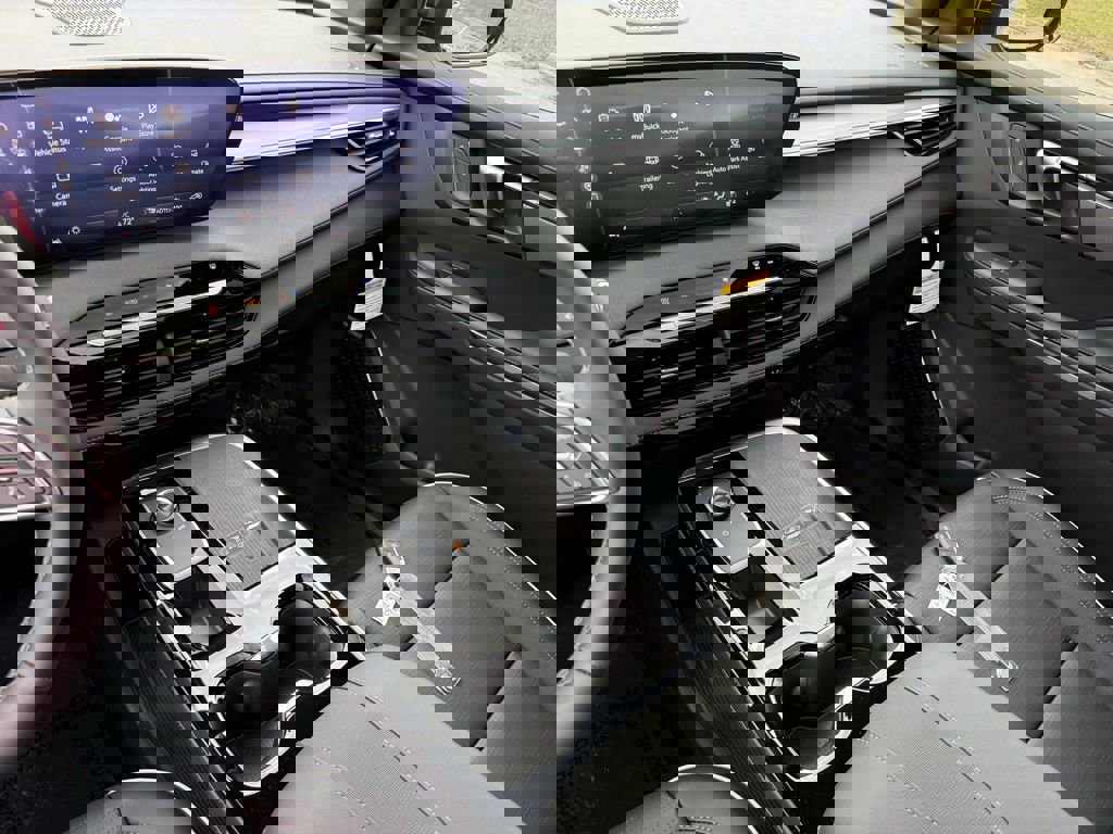 New 2026 Buick Enclave Sport Touring w/ Super Cruise Package image 31