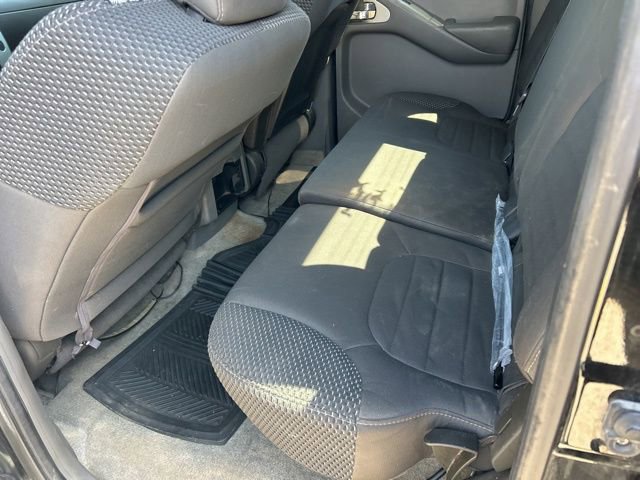 Used 2012 Nissan Frontier SV w/ Sport Appearance Pkg image 16