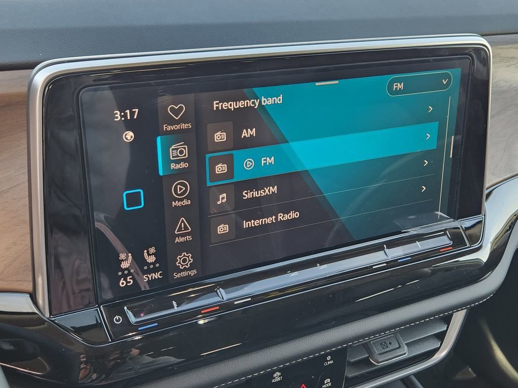 New 2026 Volkswagen Atlas SE image 8