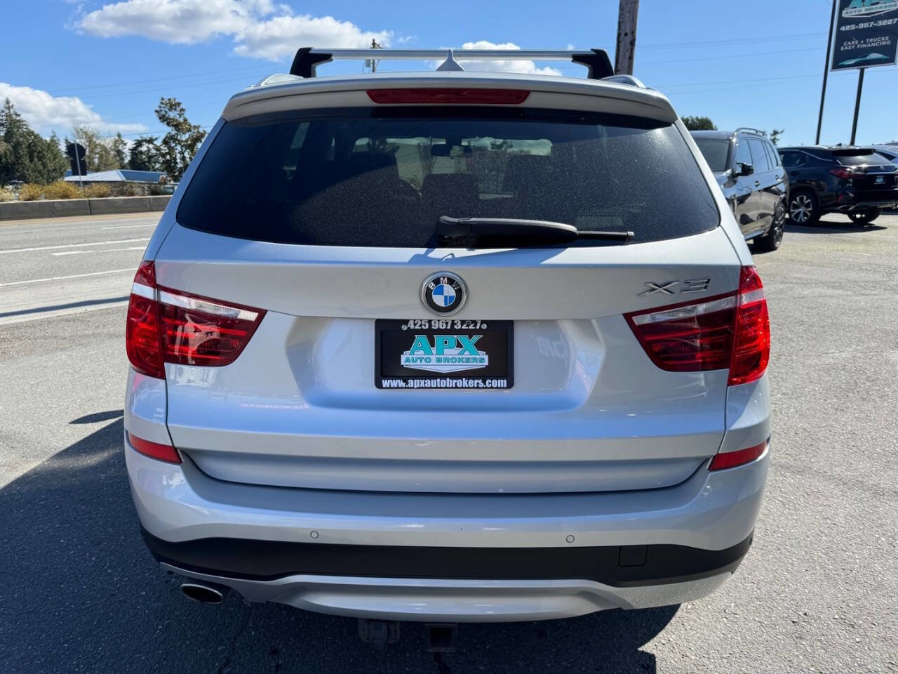 Used 2015 BMW X3 xDrive28d image 6