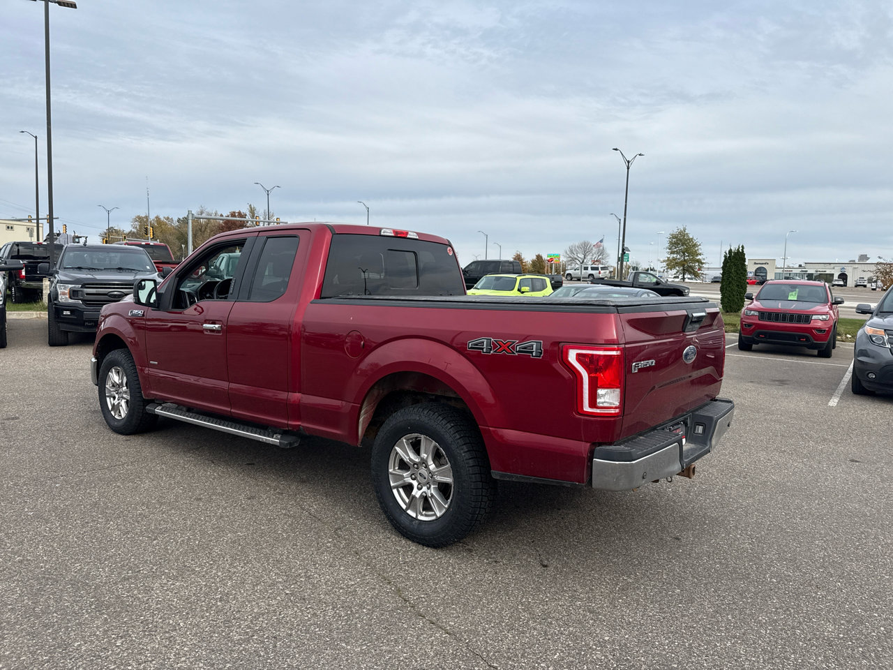 Used 2016 Ford F150 XLT w/ Equipment Group 302A Luxury image 3