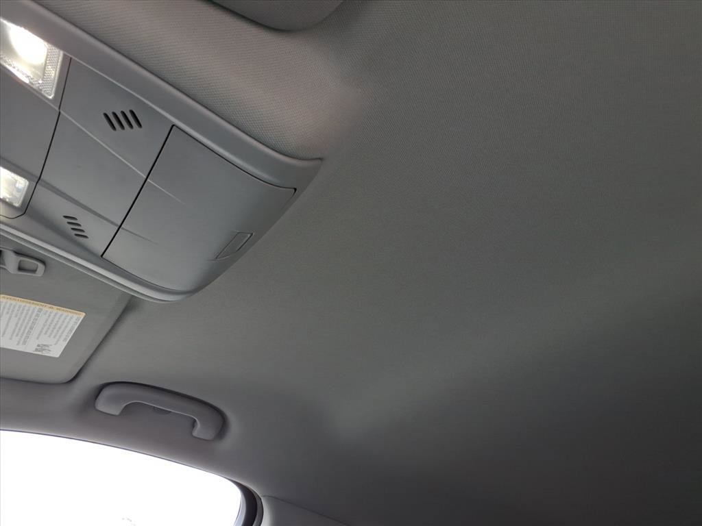 Used 2024 Chevrolet Equinox LT FWD image 20