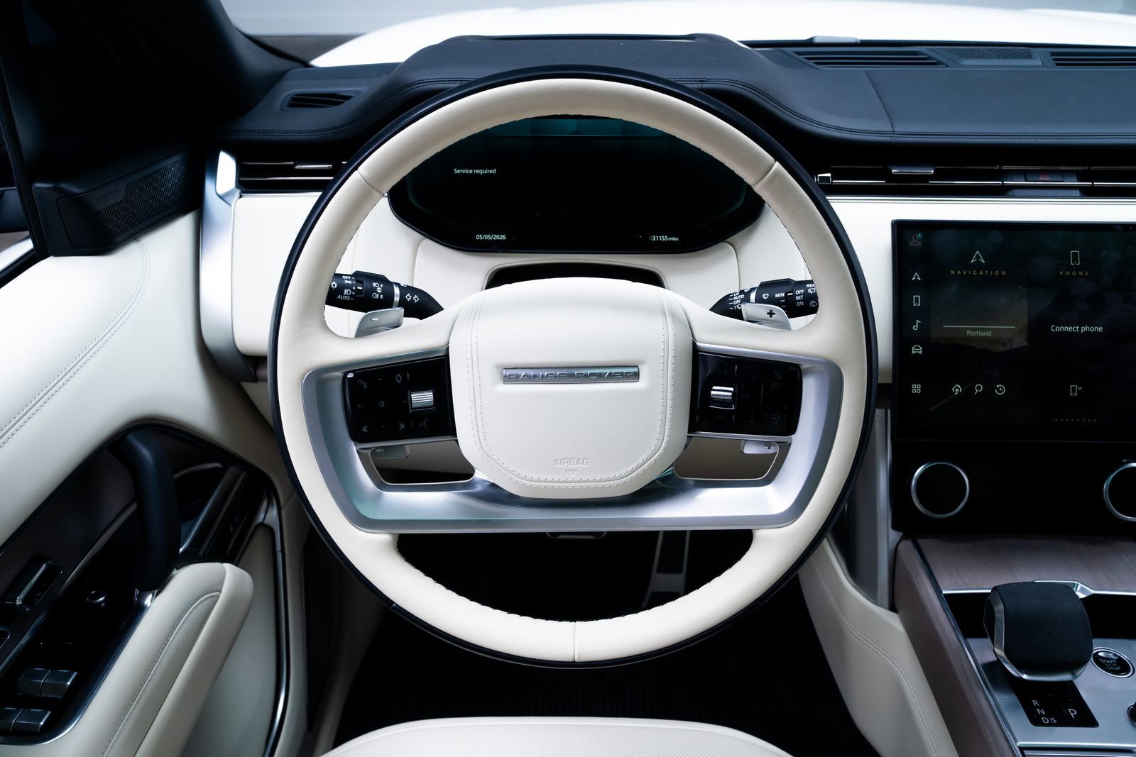 Used 2023 Land Rover Range Rover Autobiography AWD/4WD image 12