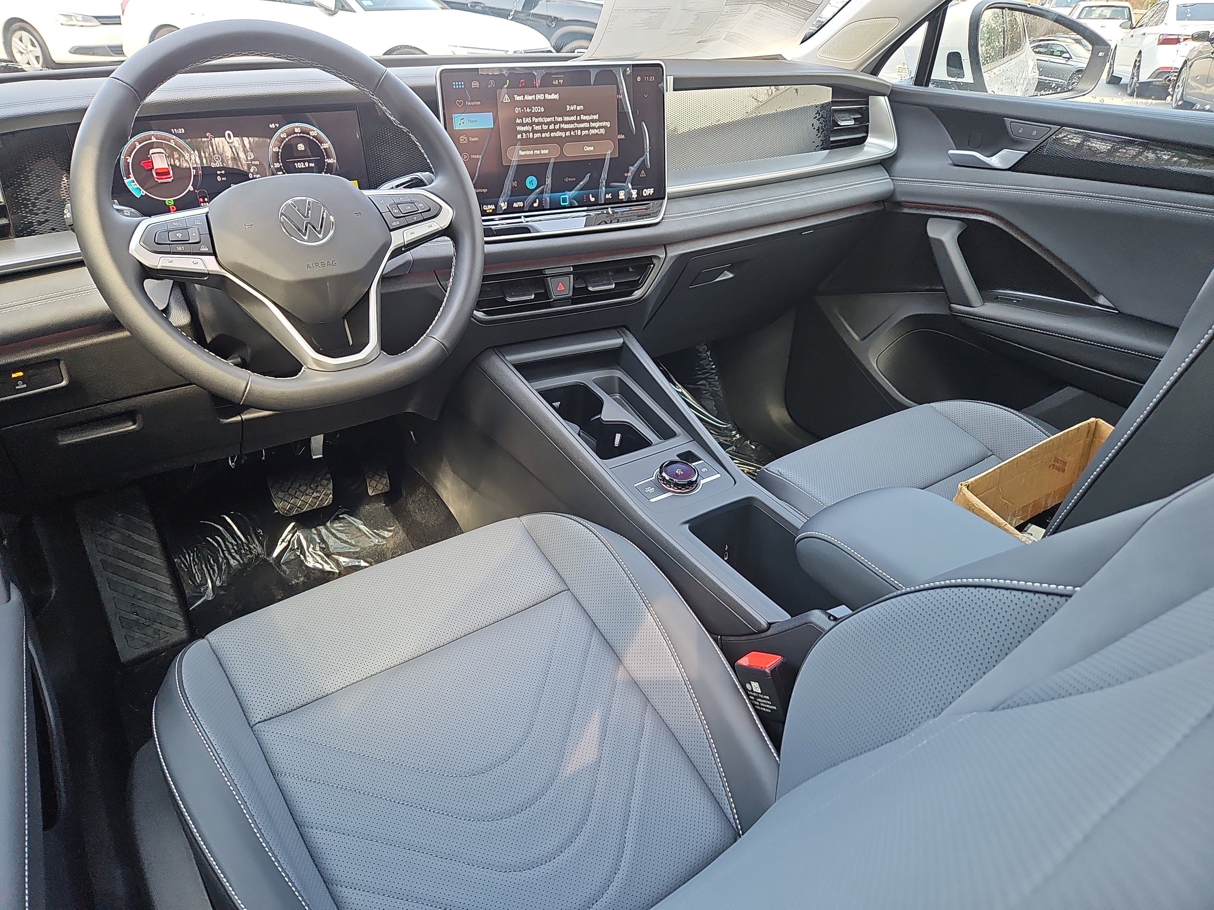 New 2026 Volkswagen Tiguan SE image 5