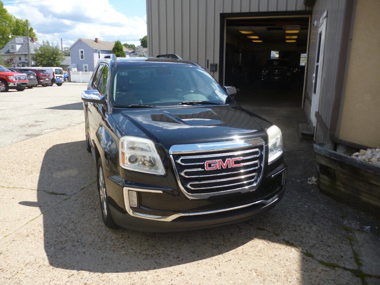 Used 2016 GMC Terrain SLT w/ Open Road Package image 2