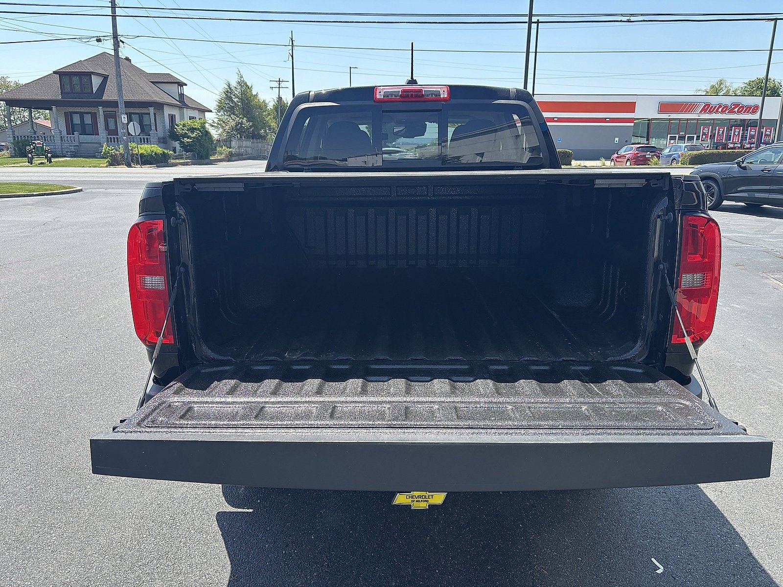 Used 2021 Chevrolet Colorado Z71 w/ Safety Package AWD/4WD image 5
