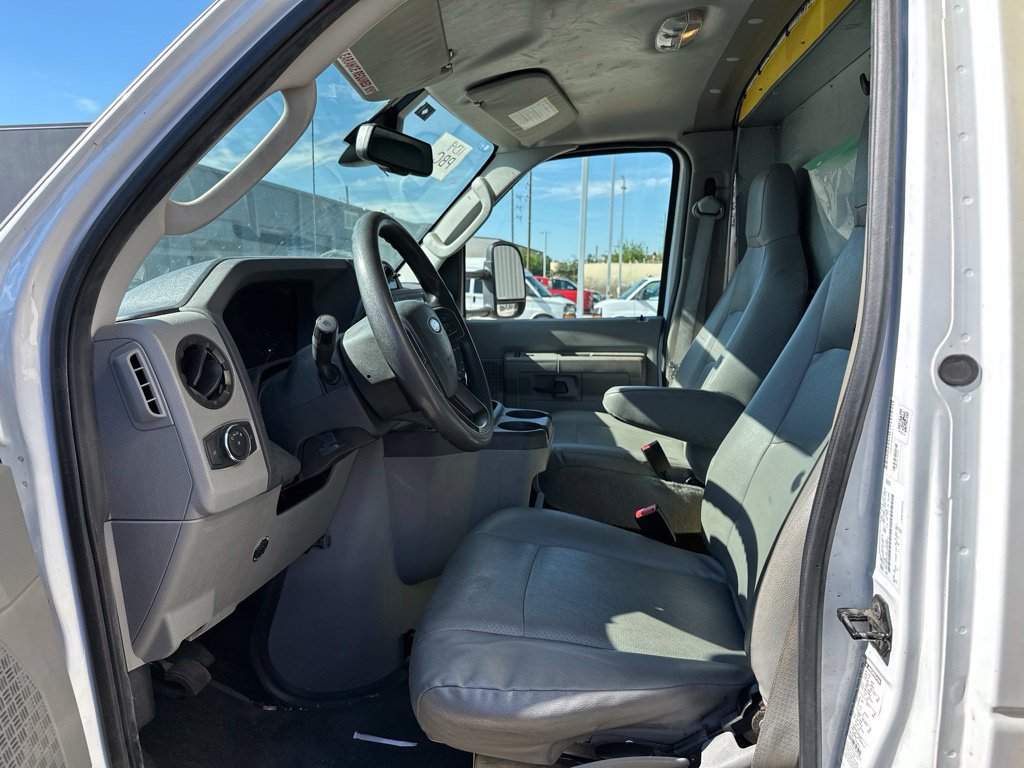 Used 2023 Ford E-350 and Econoline 350 Super Duty w/ Driver's Safety Package RWD image 3