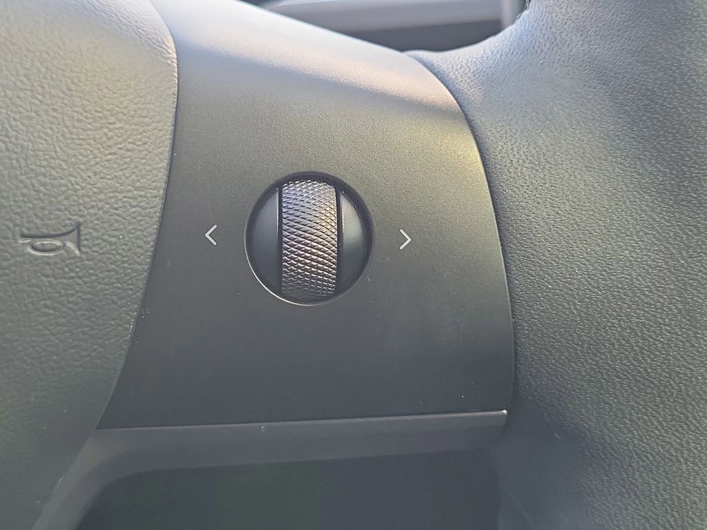 Used 2022 Tesla Model 3 Standard Range RWD image 27