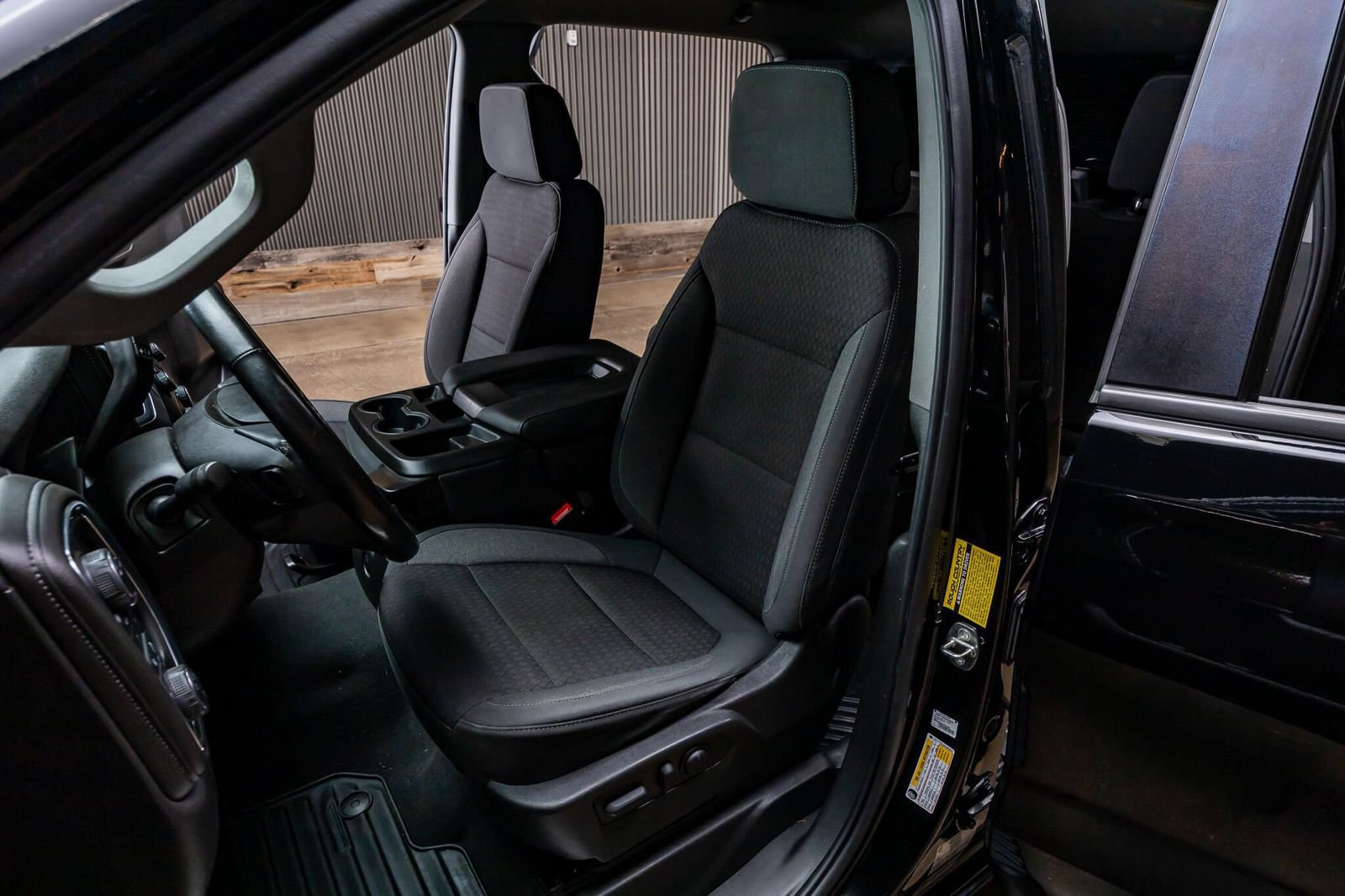 Used 2021 Chevrolet Silverado 1500 RST AWD/4WD image 27