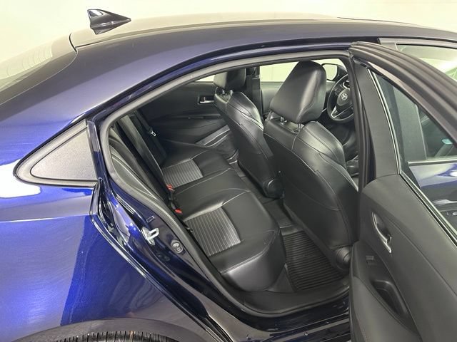 Used 2025 Toyota Corolla XSE FWD image 11